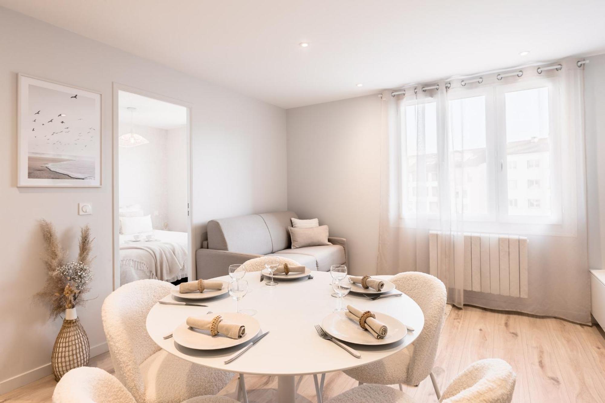 Ferienwohnung Le Santorin Elegant Calme Parking Annecy Exterior foto